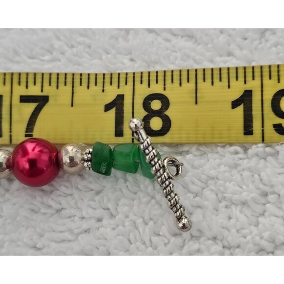 Vintage Beaded Christmas Necklace 18"  Toggle Clasp Featuring Red & Green Beads - Picture 4 of 4